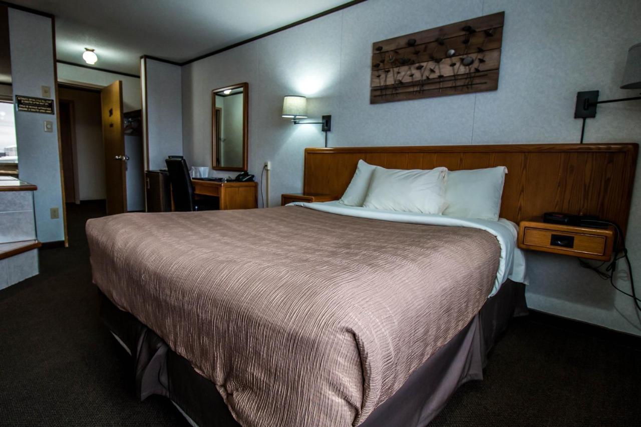 Companion Hotel Hearst
